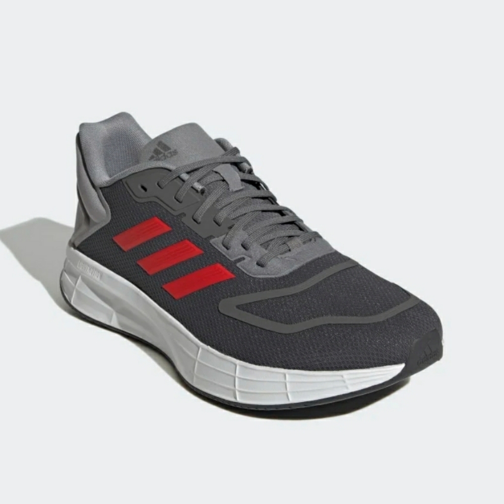 Adidas shoes Mens 7/Womens 9.5